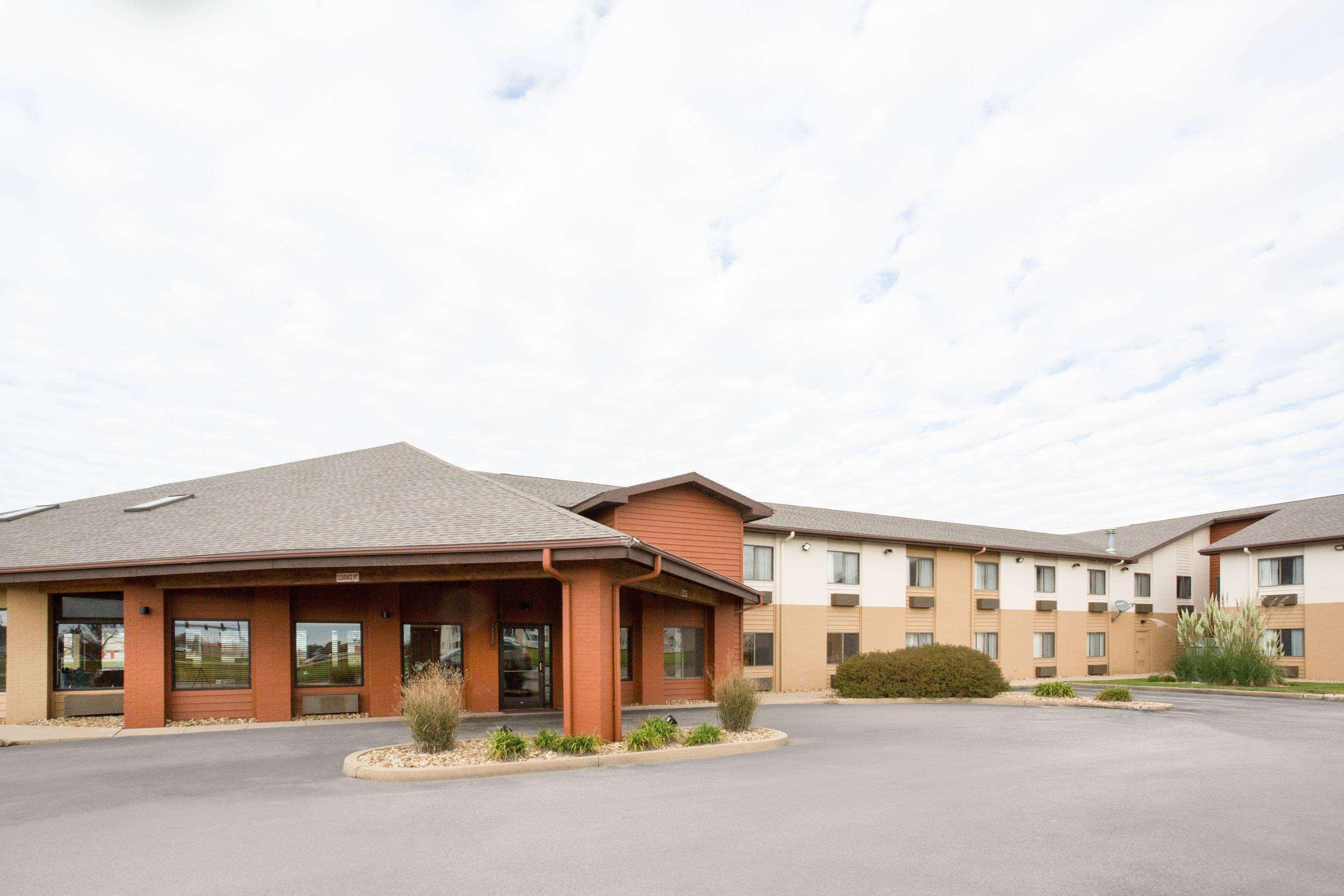 Hotel Americinn By Wyndham Mount Pleasant