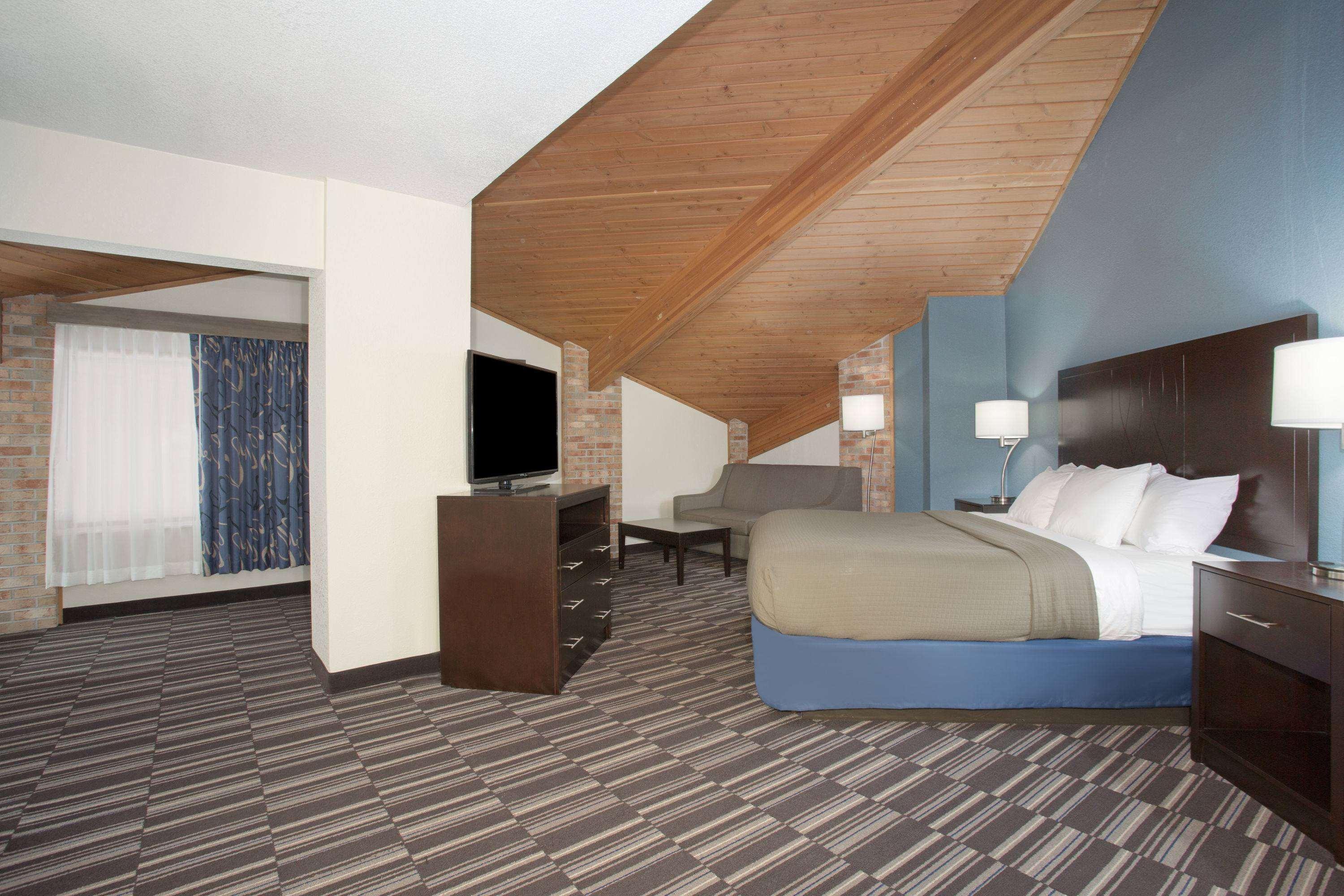 Americinn By Wyndham Mount Pleasant