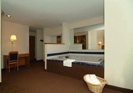 Americinn By Wyndham Mount Pleasant