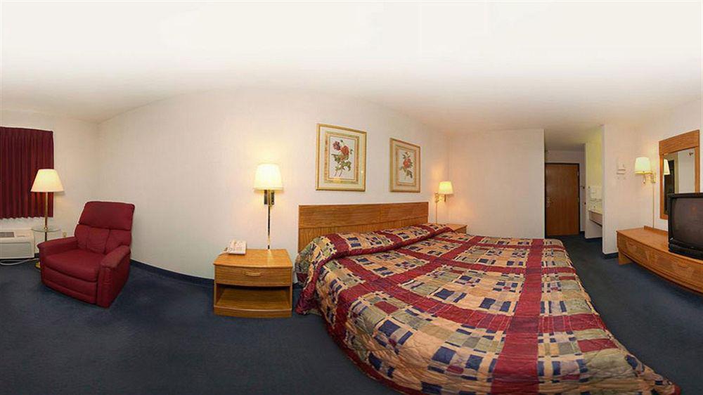 Americinn By Wyndham Hotel
